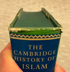 The Cambridge History of Islam~Vol. 1 & 2~The Central And Further Islamic Lands