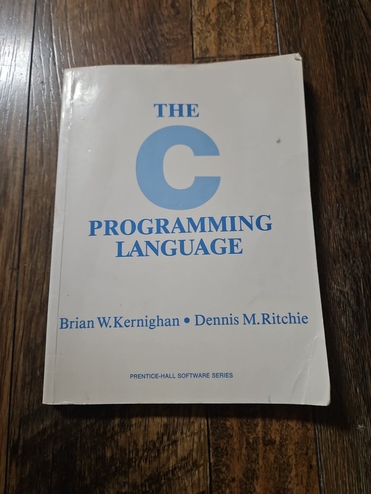 The C Programming Language Brian Kernighan Dennis Ritchie Paperback Vintage