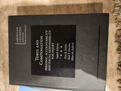 American Casebook Ser.: Dobbs, Hayden and Bublick’s Torts and Compensation 8th e