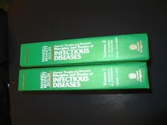 Principles and Practice of Infectious Disease Mandell 1995 Set x 2 volumes VG+