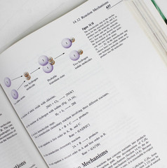 General Chemistry by Holtzclaw, Robinson, Odom (Heath, 1991) Hardback