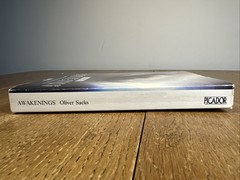 Awakenings by Oliver Sacks 1982 UK Picador – Vintage VGC