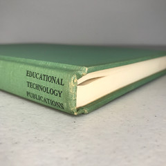 The Age of Information Interdisciplinary Survey of Cybernetics 1971 Helvey HC DJ