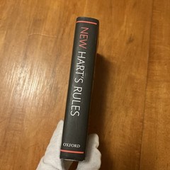 New Hart’s Rules : The Oxford Style Guide by Oxford University Press (2014,…