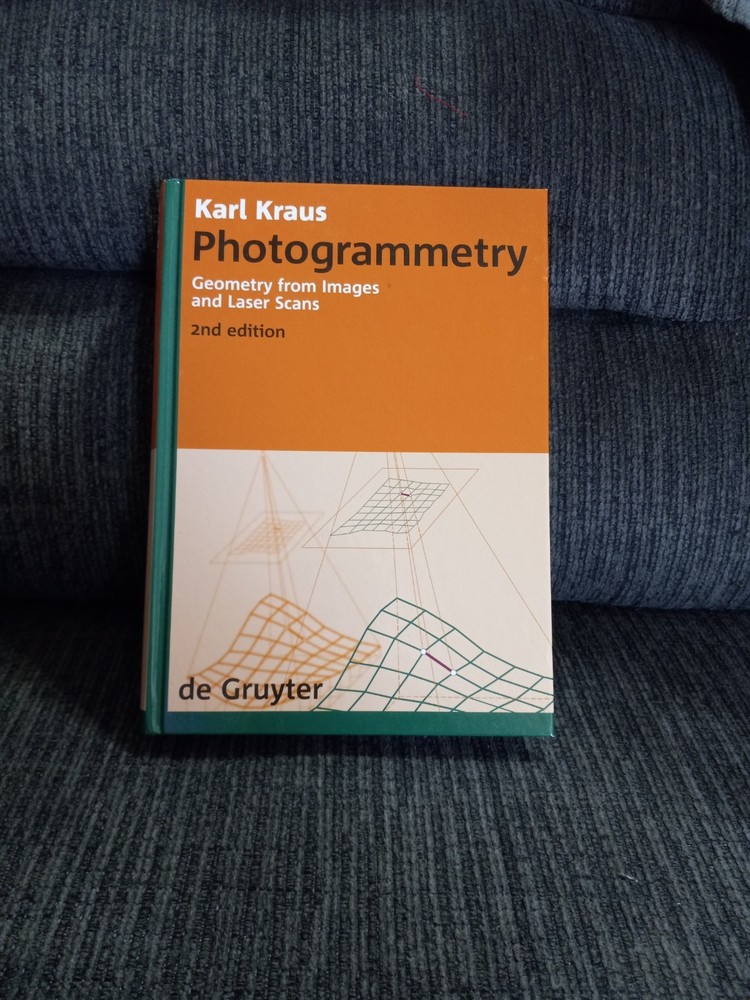 De Gruyter Textbook Ser.: Photogrammetry: Geometry From Images and Laser Scans